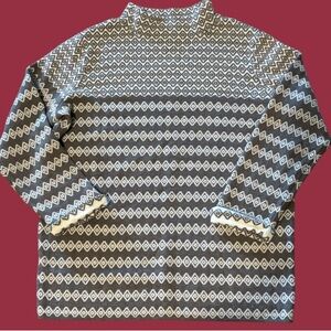 Winter Silks Sweater Size‎ Small